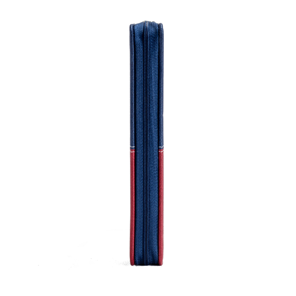 Divine Details 2020: Zippered Journal: US Flag Stand Firm