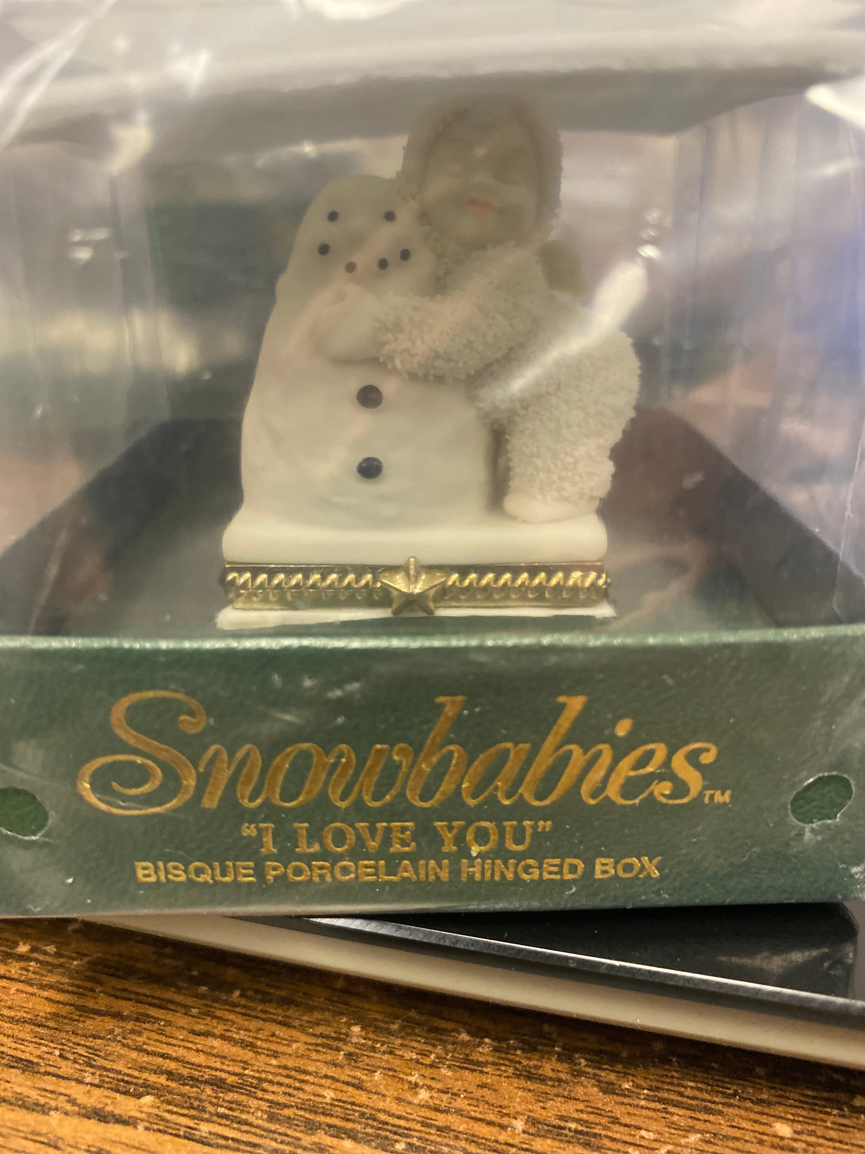Snowbabies "I Love You" Hinged Box