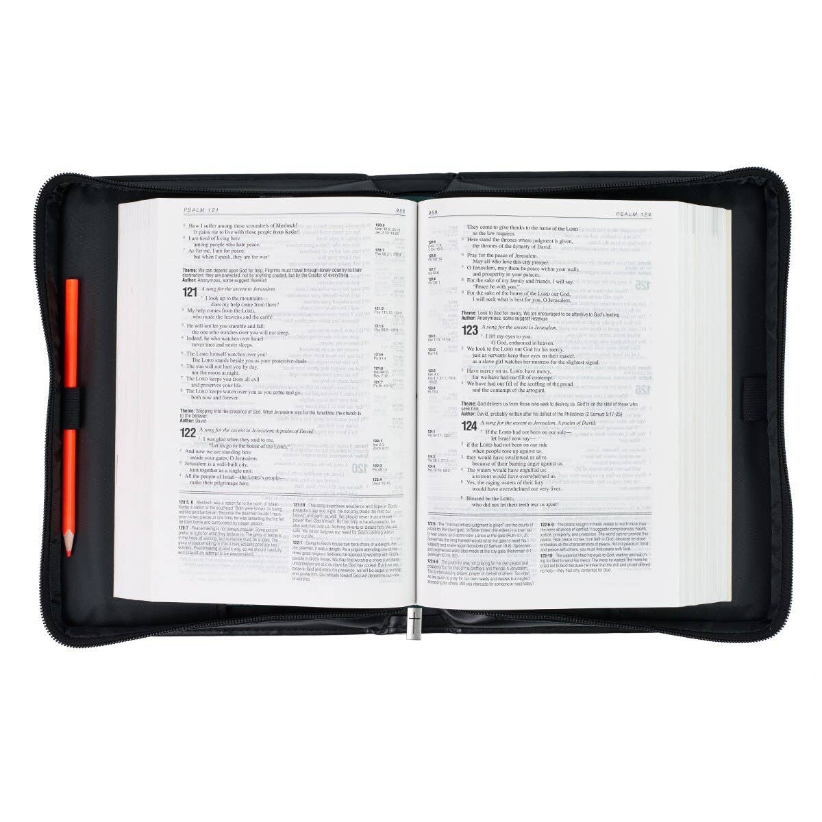 Bible Cover Classic Black/Gray Be Strong Josh. 1:9: Large