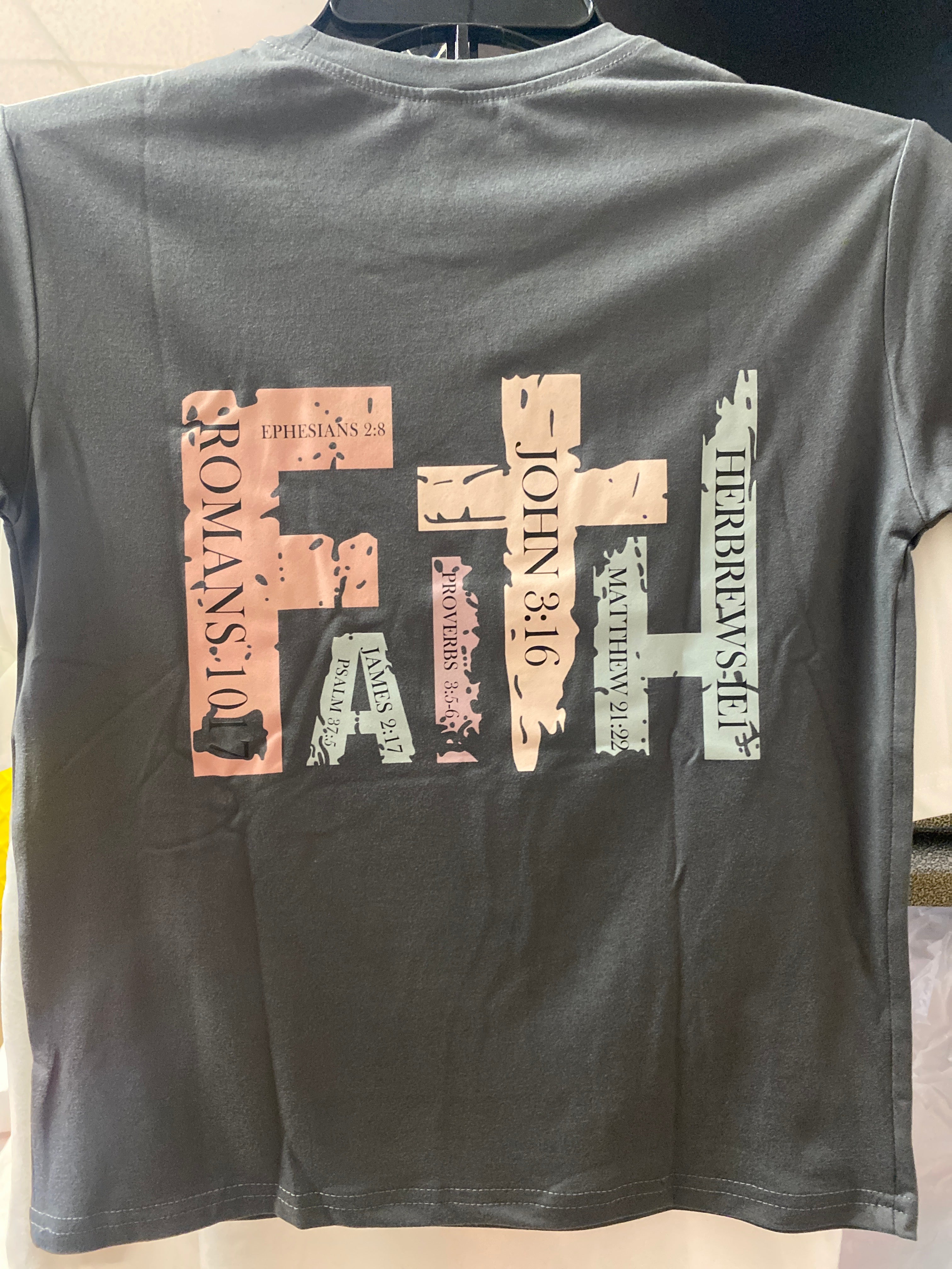Faith Child's T-Shirt Size 8Y