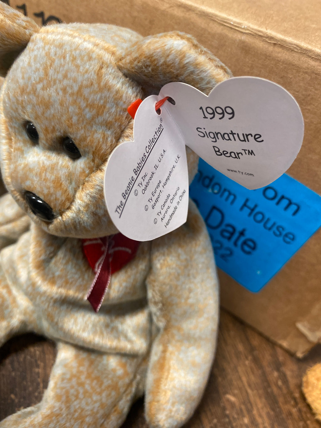 Beanie Baby 1999 Signature Bear