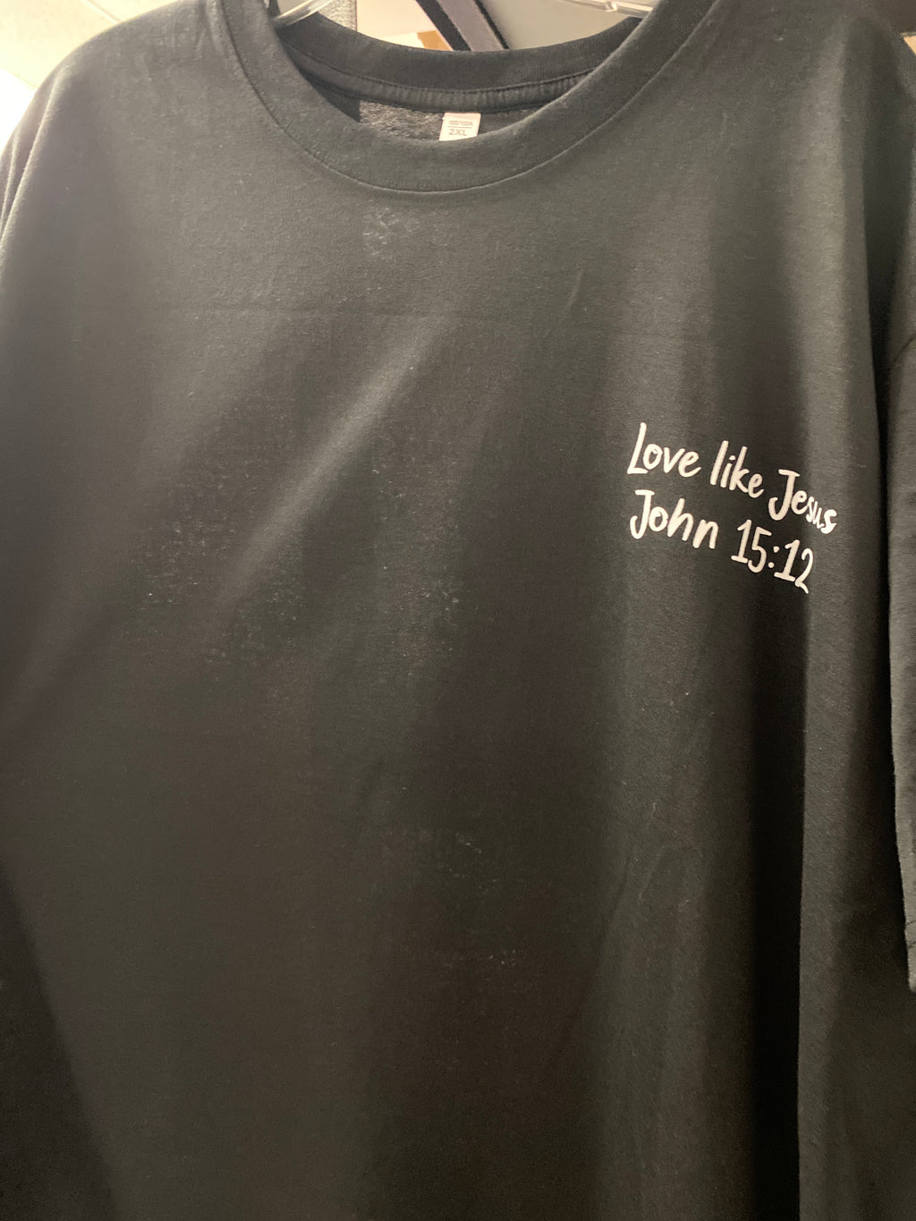 Love Like Jesus T-Shirt Size 2X-L