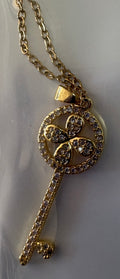 Luxury Gold Plated Alloy Four Leaf Key Pendant Necklace