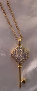 Luxury Gold Plated Alloy Flower Key Pendant Necklace