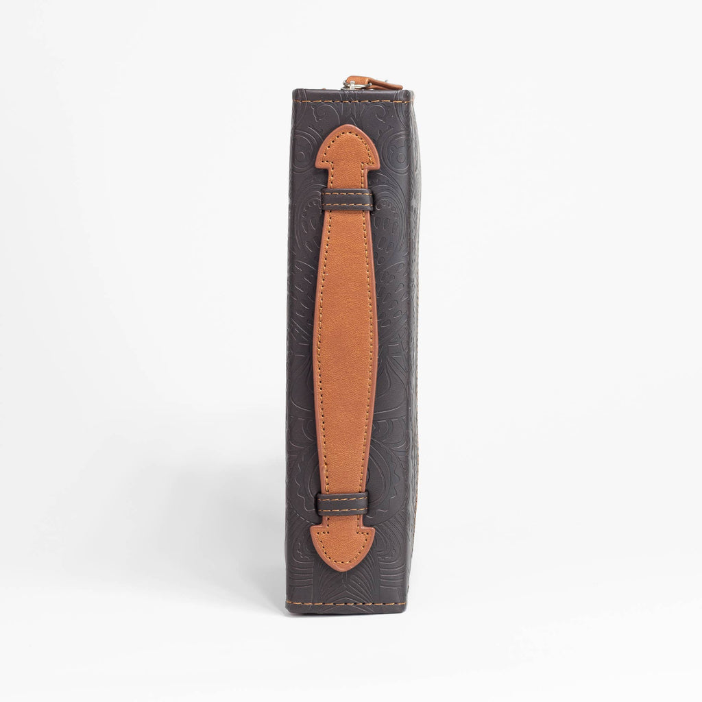 Bible Cover: Call To Me: X-Large
